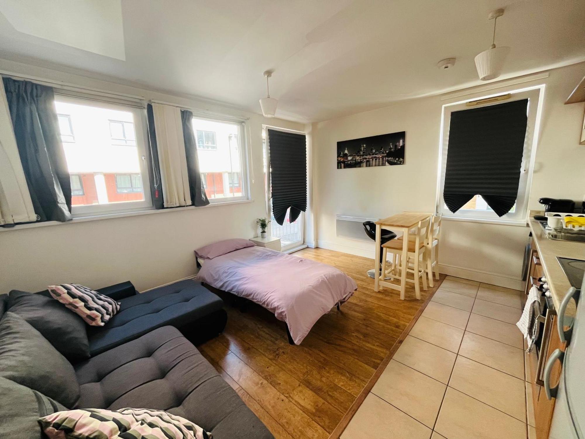 London Modern Flat Near Transports Appartement Buitenkant foto
